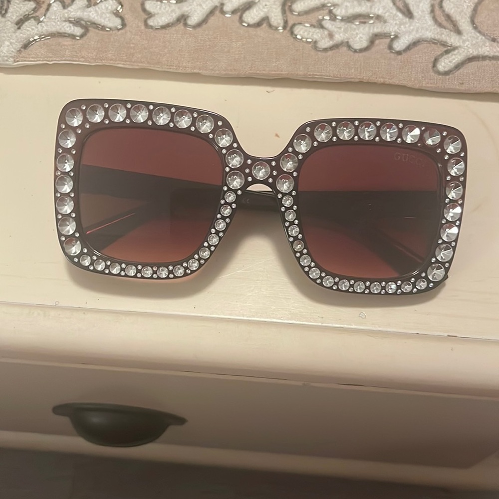 Sunglasses 🕶️